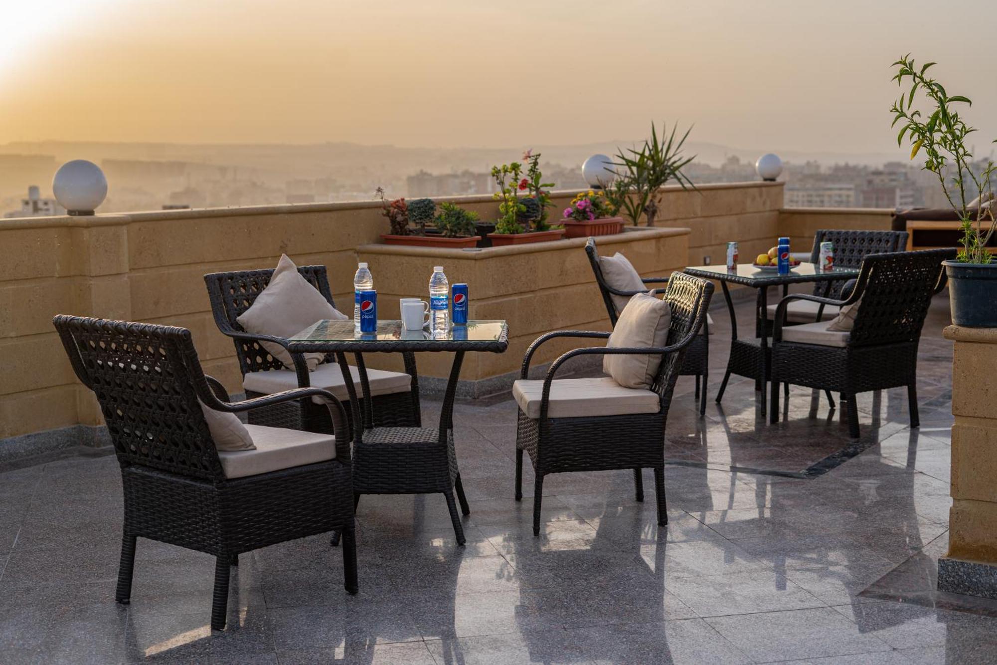 Gardenia Inn Nazlet el-Sîsi Eksteriør billede